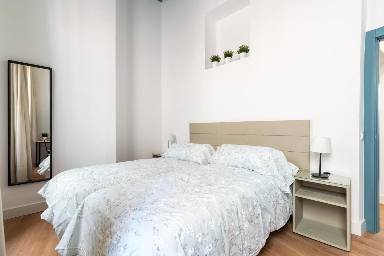 Apartamentos Leoncillos Севилья Экстерьер фото