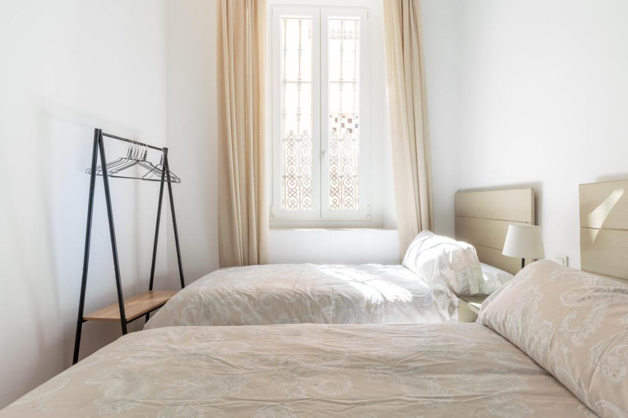 Apartamentos Leoncillos Севилья Экстерьер фото